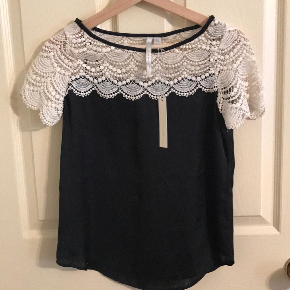 NWT Lauren Conrad Blouse